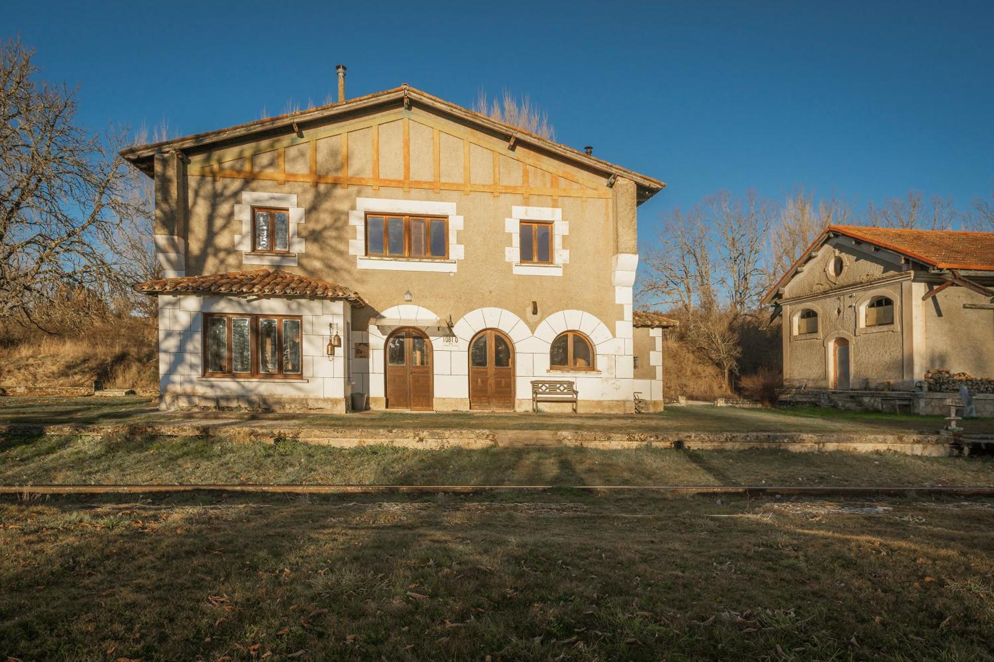 La Estacion De Rabanera Guest House Rabanera del Pinar Exterior photo